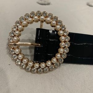 Pearl and Rhinestone Circle Buckle Croc Belt